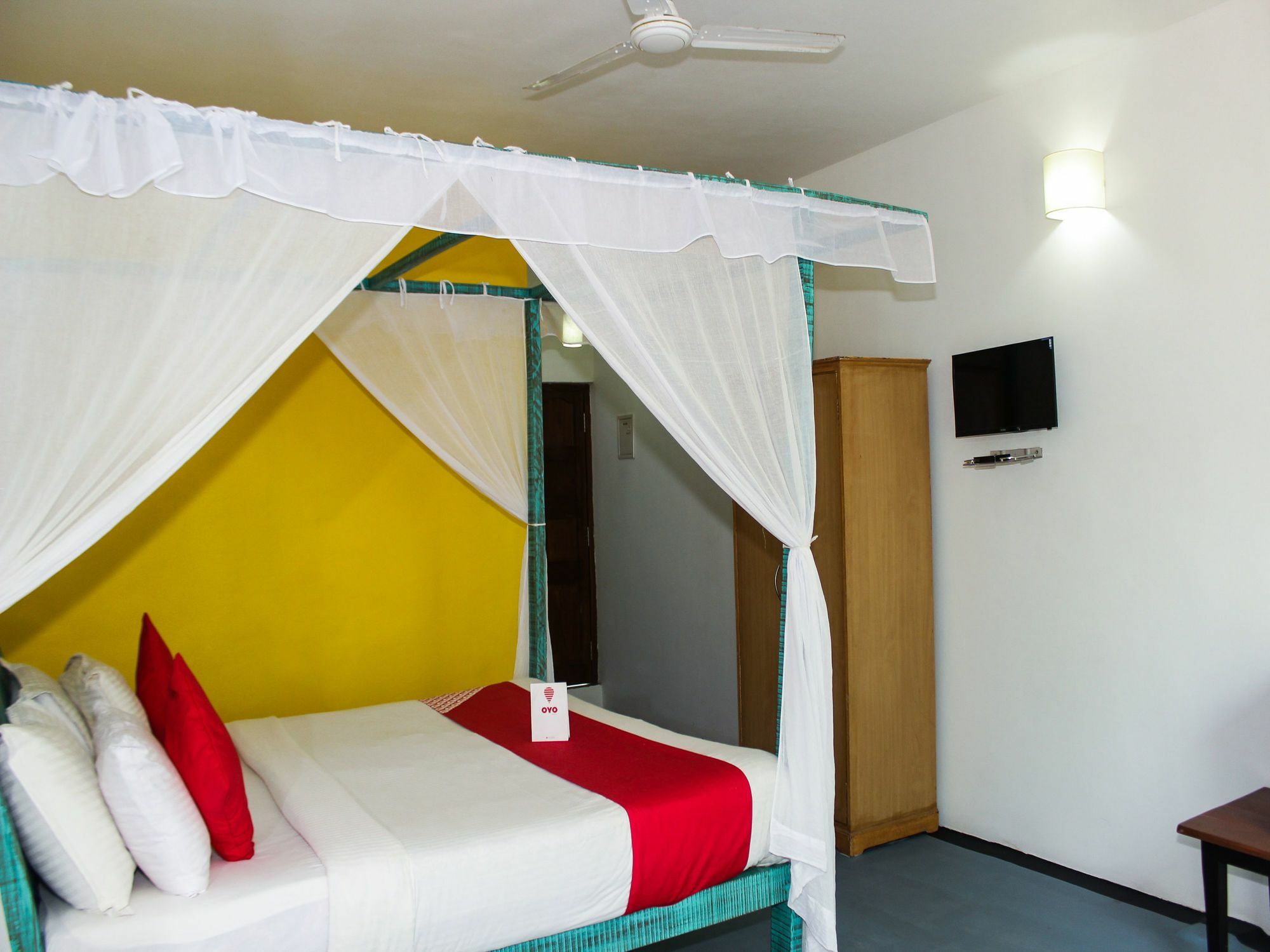 Rock Bite Hotel Morjim Kültér fotó
